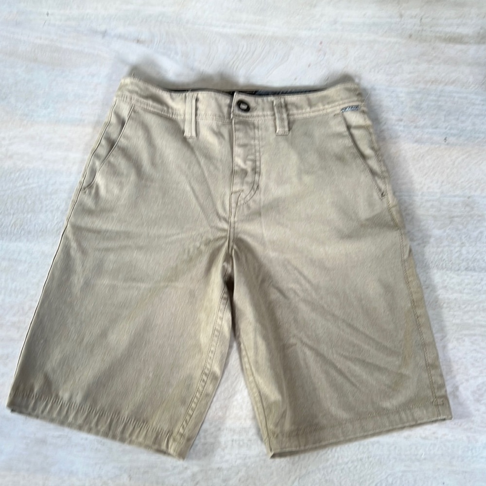 Volcom boys khaki shorts.  “Surf and Turf hybrid”. Size :27